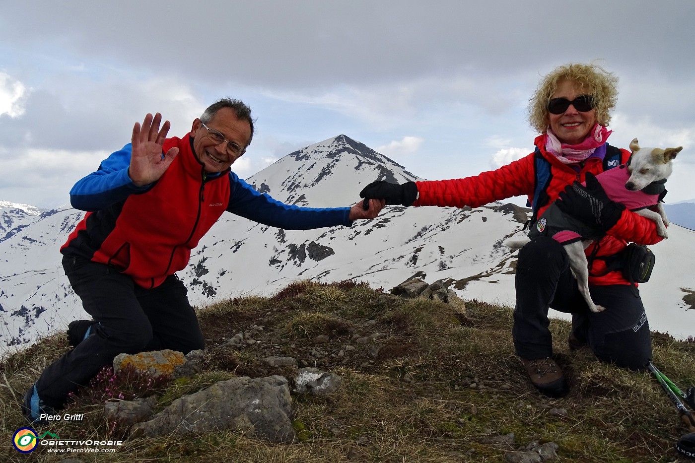 84 Un saluto al Sodadura salito il mattino e a Cima di Piazzo il pomeriggio.JPG -                                